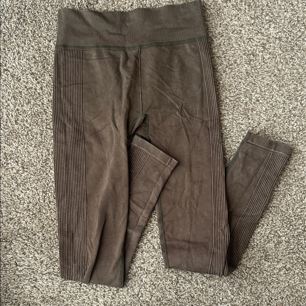 Aeropostale Olive Green Moto Leggings size S Athleisure Outdoors Gym Training